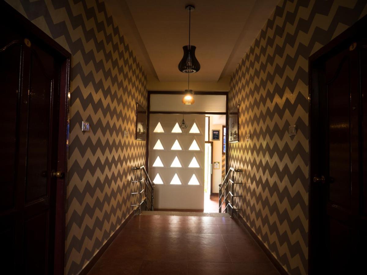 Aashreya Suites Tiruvannamalai Exterior photo