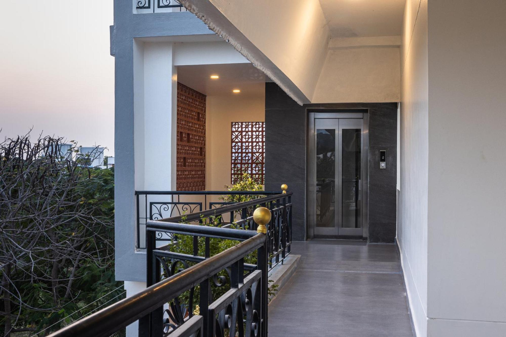 Aashreya Suites Tiruvannamalai Exterior photo