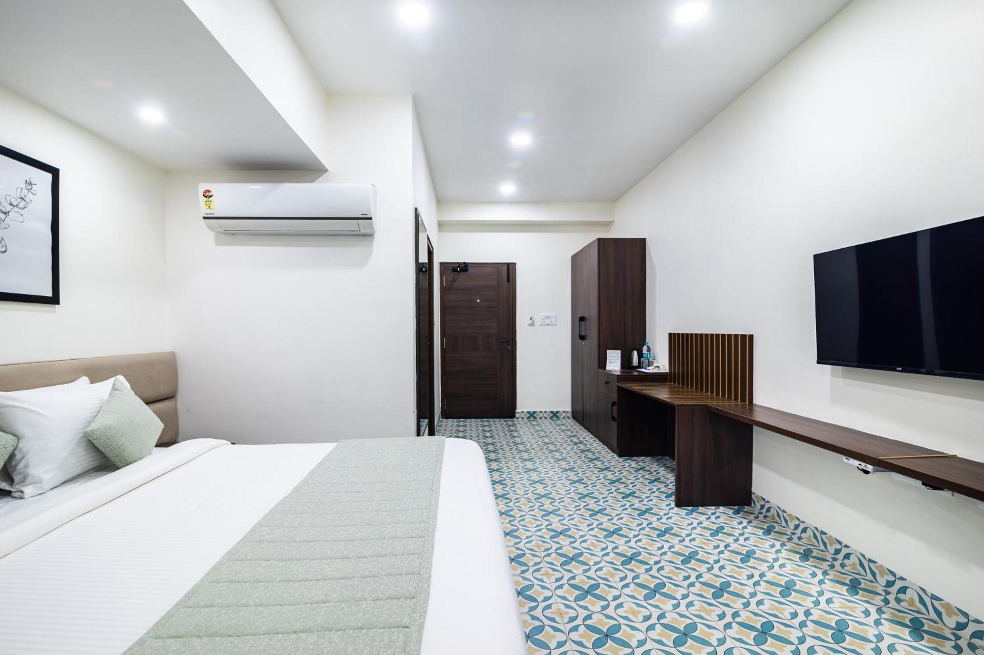 Aashreya Suites Tiruvannamalai Exterior photo