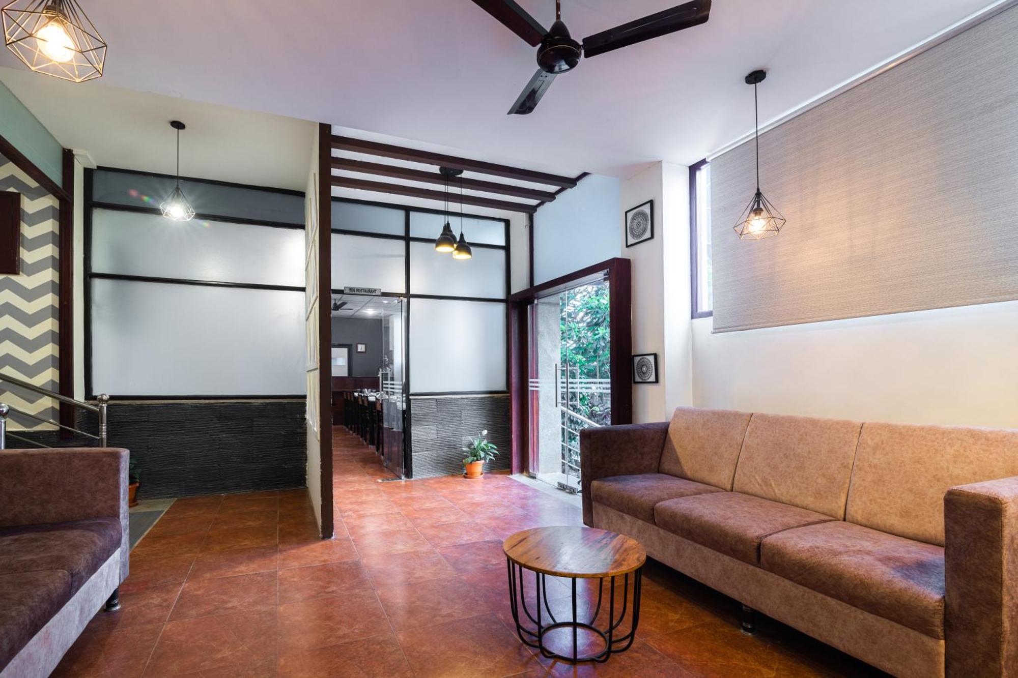Aashreya Suites Tiruvannamalai Exterior photo