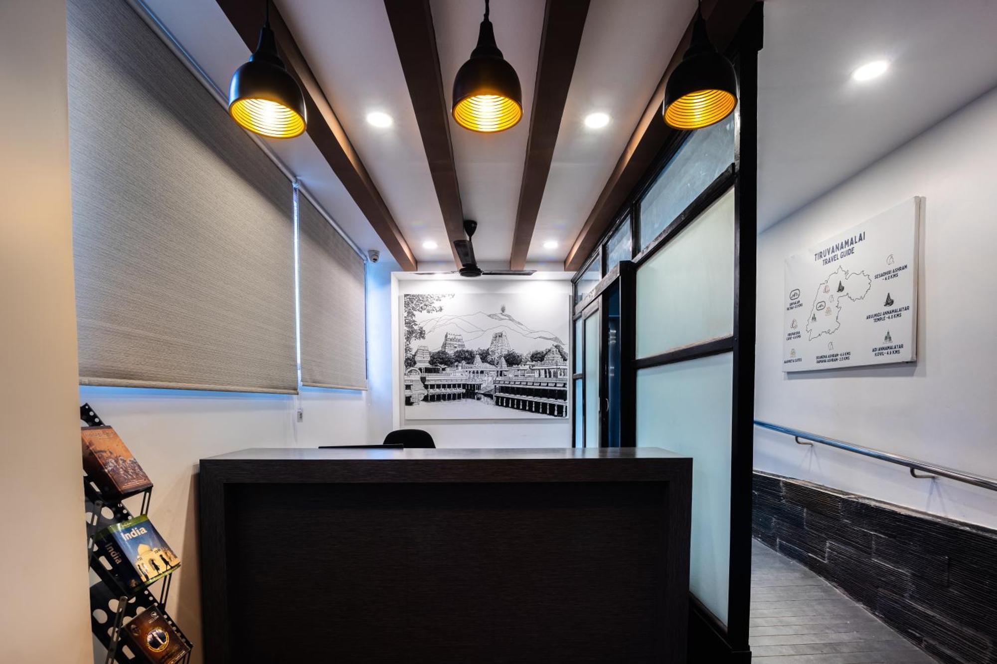 Aashreya Suites Tiruvannamalai Exterior photo