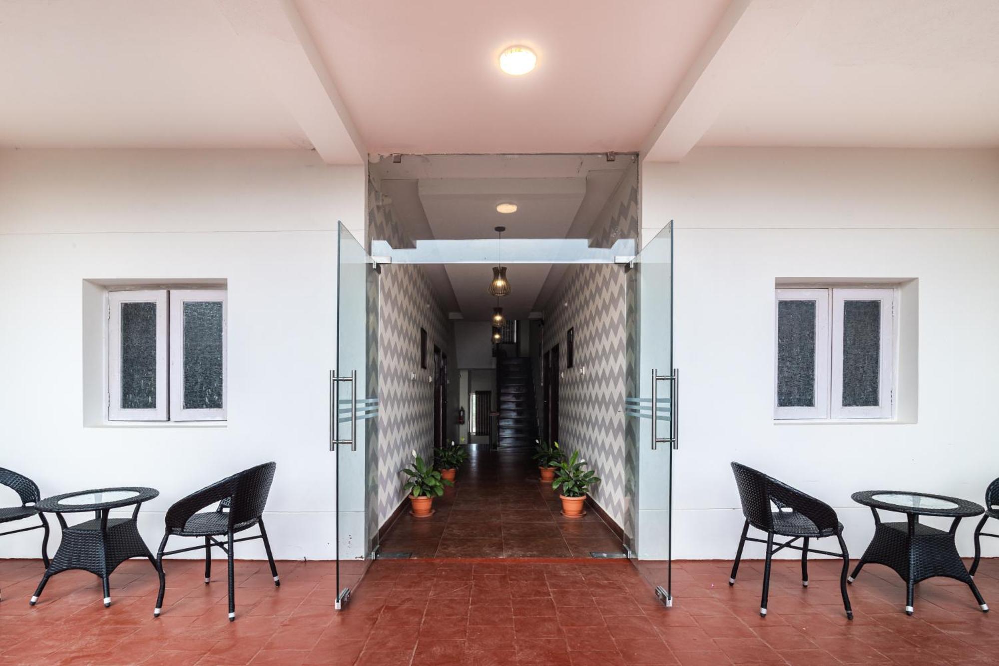 Aashreya Suites Tiruvannamalai Exterior photo